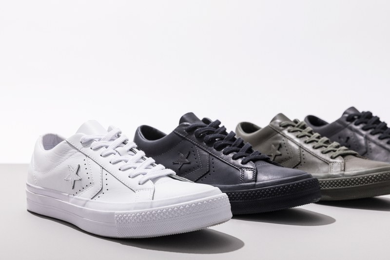 Converse sneakers với form truyền thống không bao giờ lỗi thời