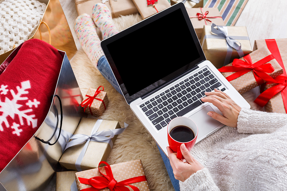  Dòng laptop cho nữ văn phòng