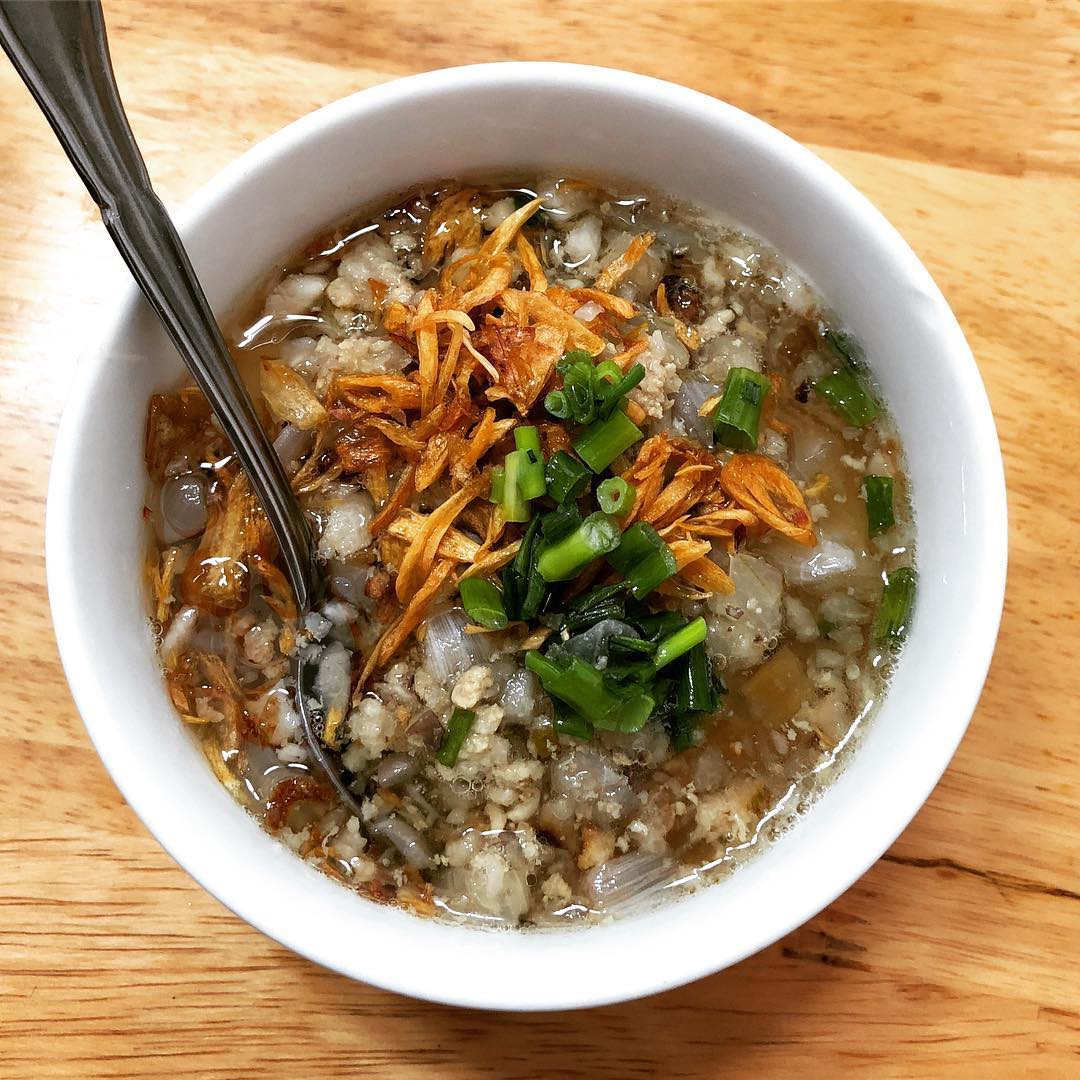  Bánh đúc nóng 