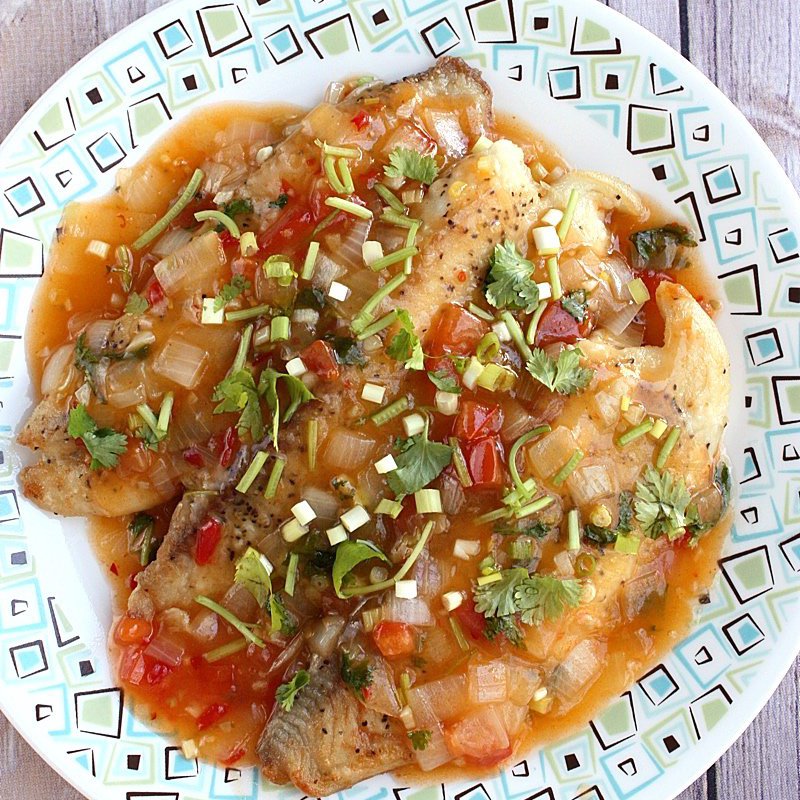 Cá chiên sốt cà chua