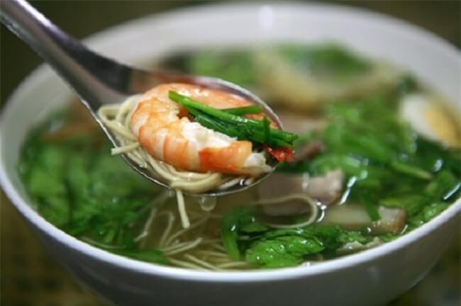 Ẳn sáng với mì vằn thắn phố Nguyễn Biểu
