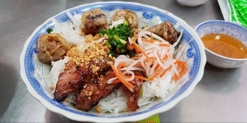 Quán ăn sáng Sài Gòn