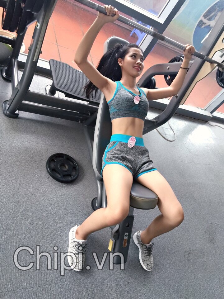 Chọn quần áo của Beauty Chipi giúp bạn tỏa sáng