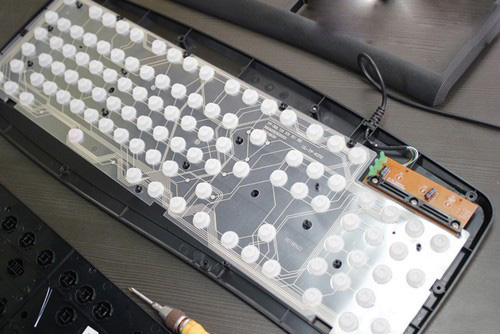 huong-dan-ve-sinh-ban-phim-laptop-dell-5