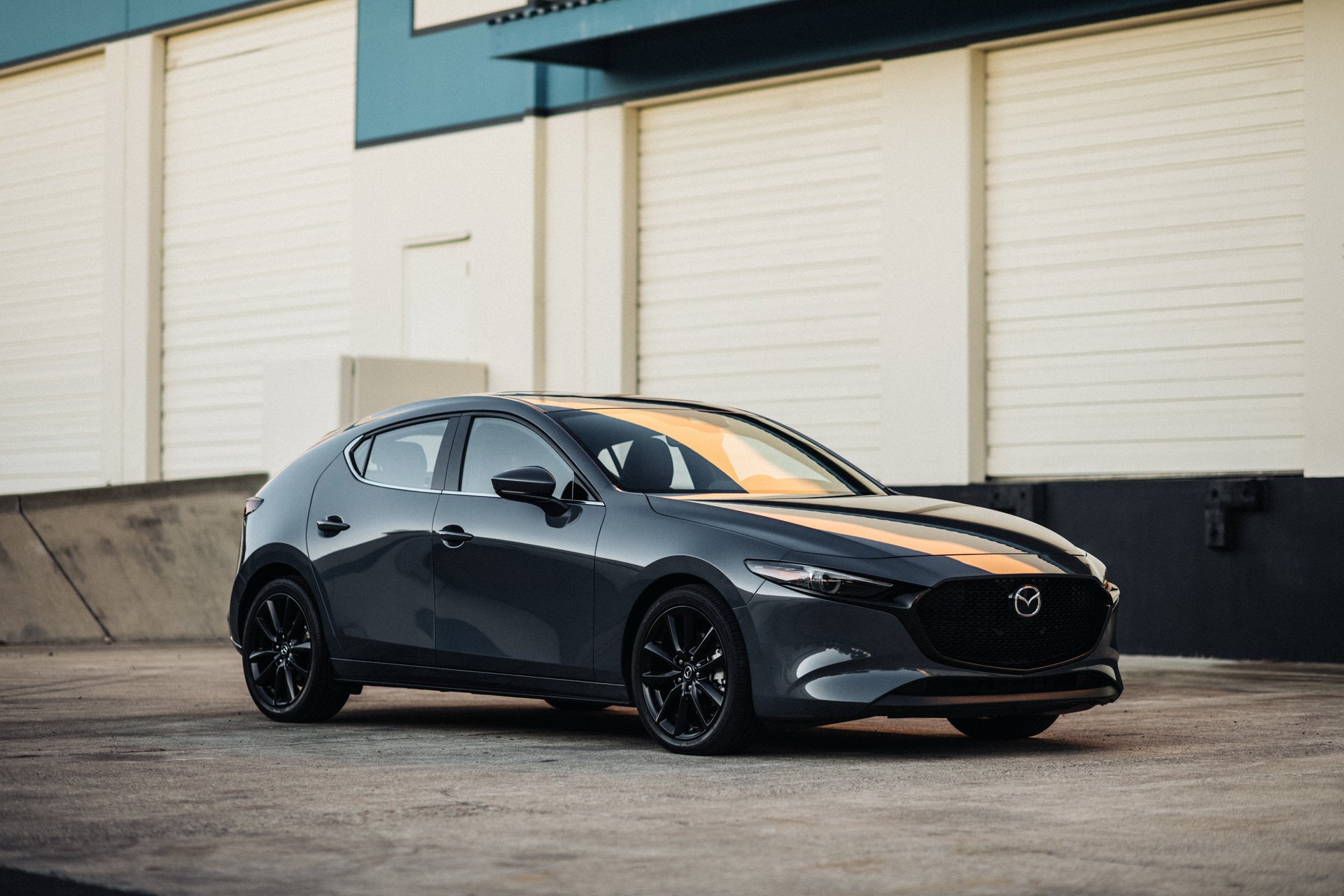 Mazda3 2020 thêm trang bị an toàn chủ động, giá từ 22.420 USD