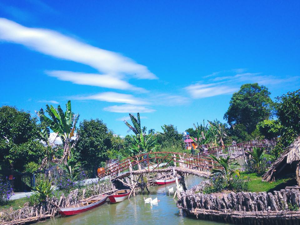 Tứ Phương Thất đảo trong xanh ngày nắng
