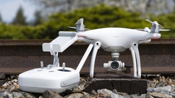 flycam DJI Phantom 4