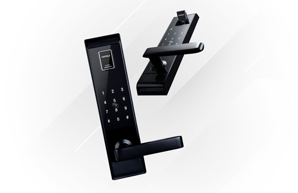 Khóa điện tử EL9000 được trang bị đầy đủ các tính năng bảo mật như chống phá khóa, chống sao chép mật khẩu, sốc điện... Với miếng chắn bảo vệ vân tay khỏi bụi. Các dòng khóa điện tử của Häfele luôn được kiểm định nghiêm ngặt (200.000 lần kiểm tra đóng mở) trước khi được đưa ra thị trường. 
