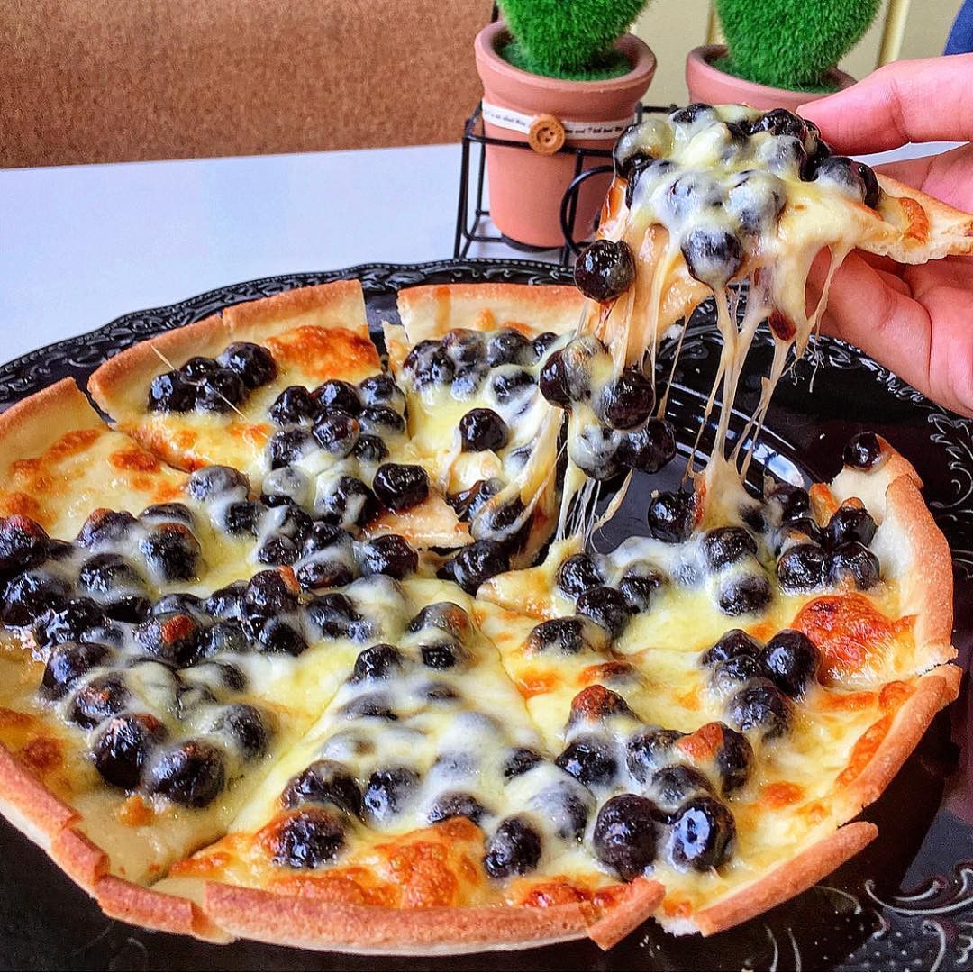 Pizza trân châu tại H2T