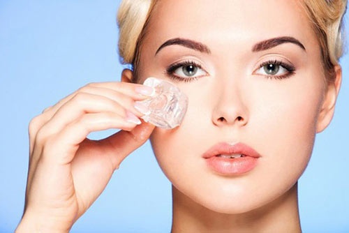 cách trị thâm quầng mắt bằng đá