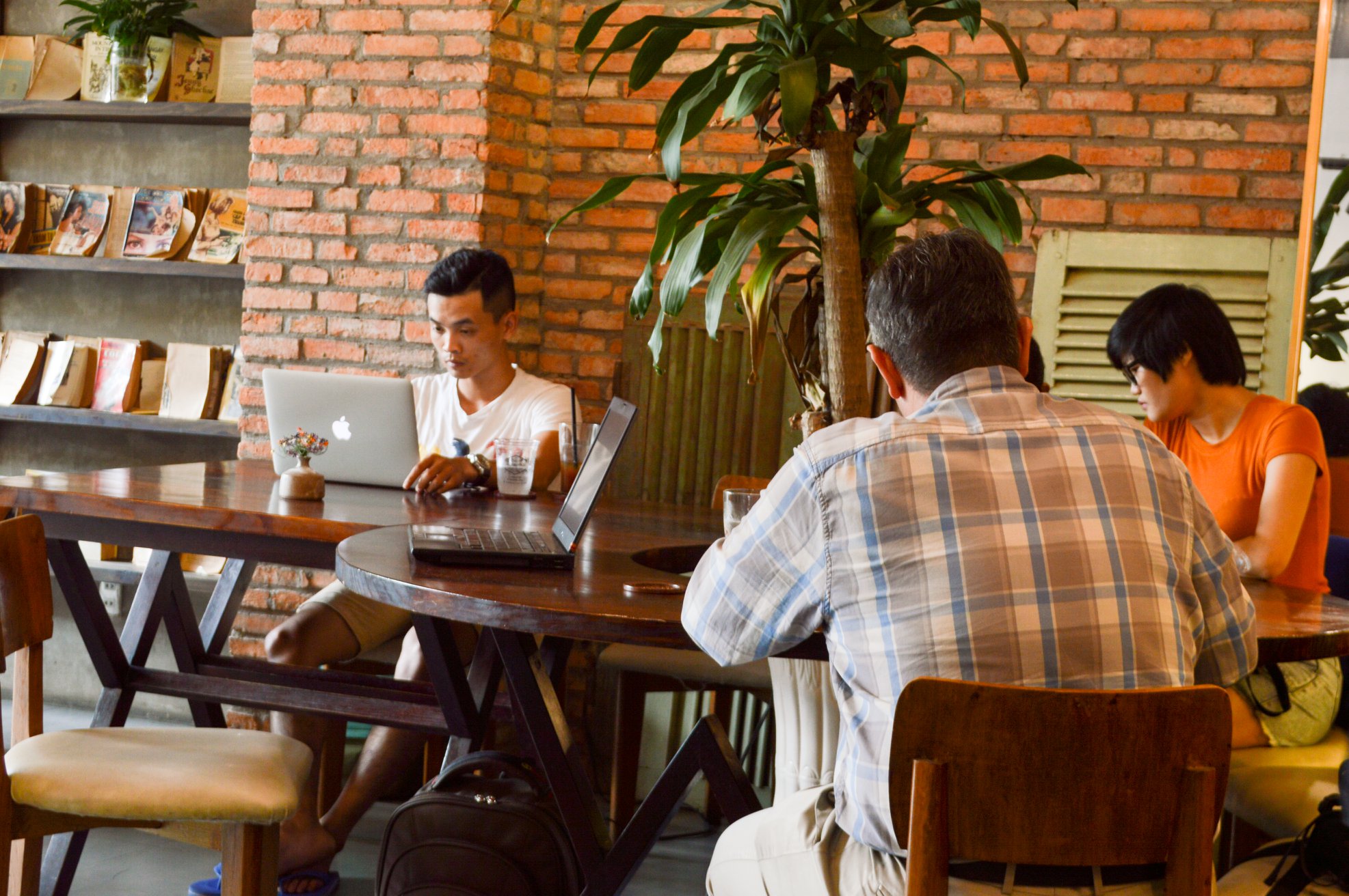 2_quan cafe lam viec_elle man_0320