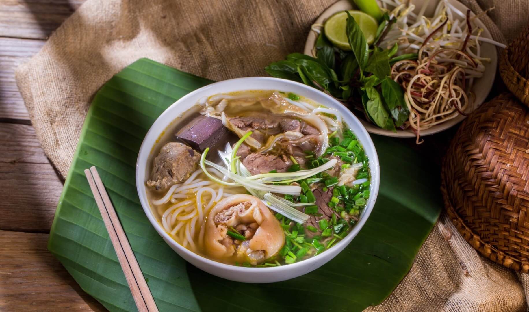 Bún Bò Huế Chú Há – Quán Bún Bò Sài Gòn Ngon