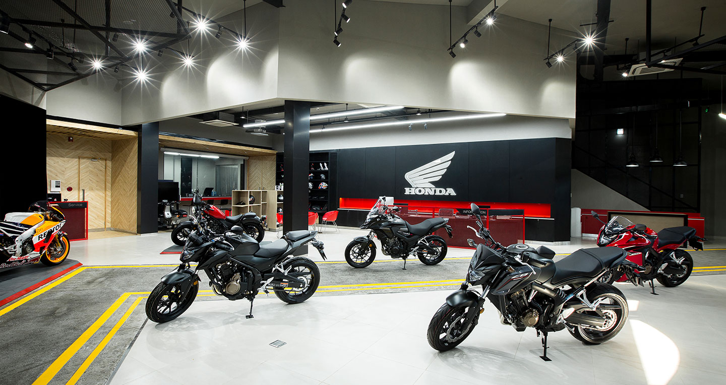 KHAI TRƯƠNG SHOWROOM HONDA MÔTÔ ĐẦU TIÊN TẠI VIỆT NAM