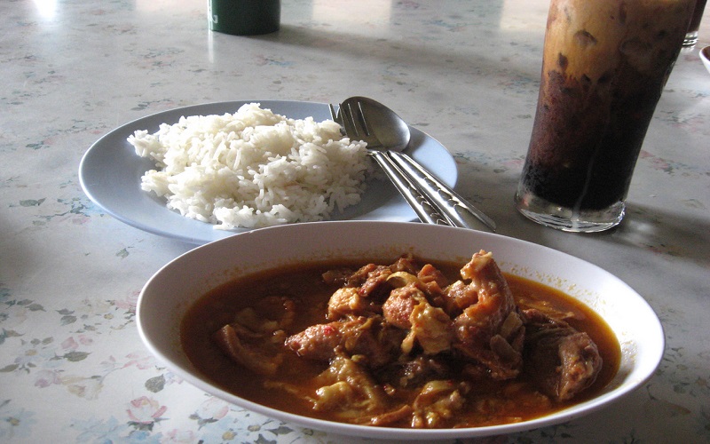Kaeng hang le - món ăn đặc trưng của người miền Bắc Thái