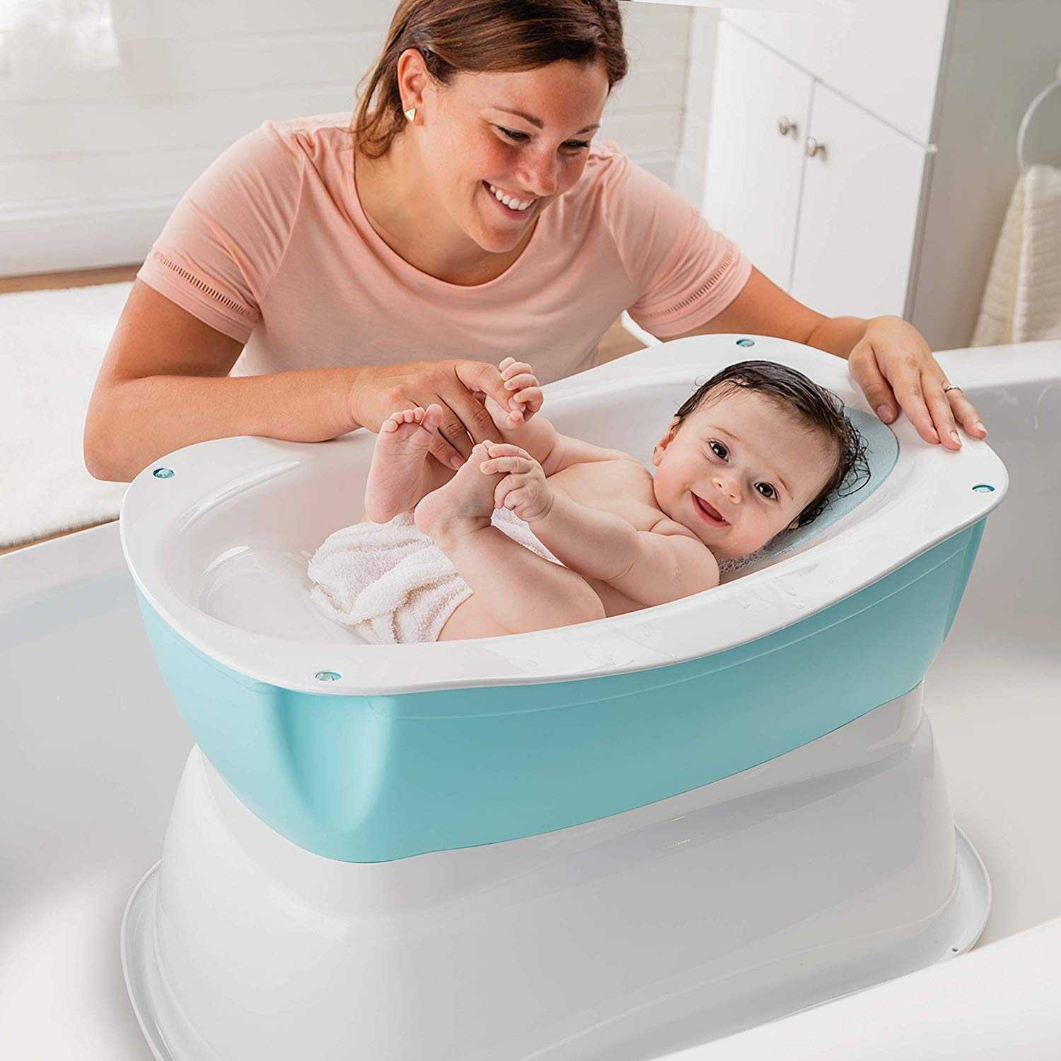12 địa chỉ dịch vụ tắm bé tại nhà TPHCM chu đáo nhất giá từ 150k