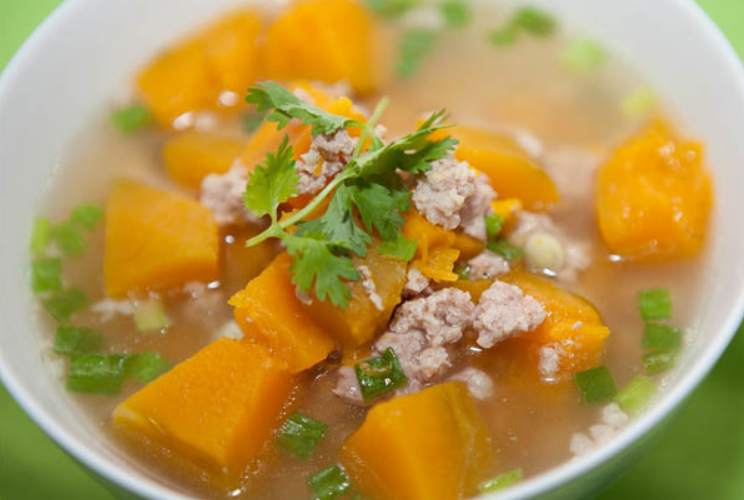 5 cách nấu canh bí đỏ ngon ngọt bổ dưỡng đơn giản