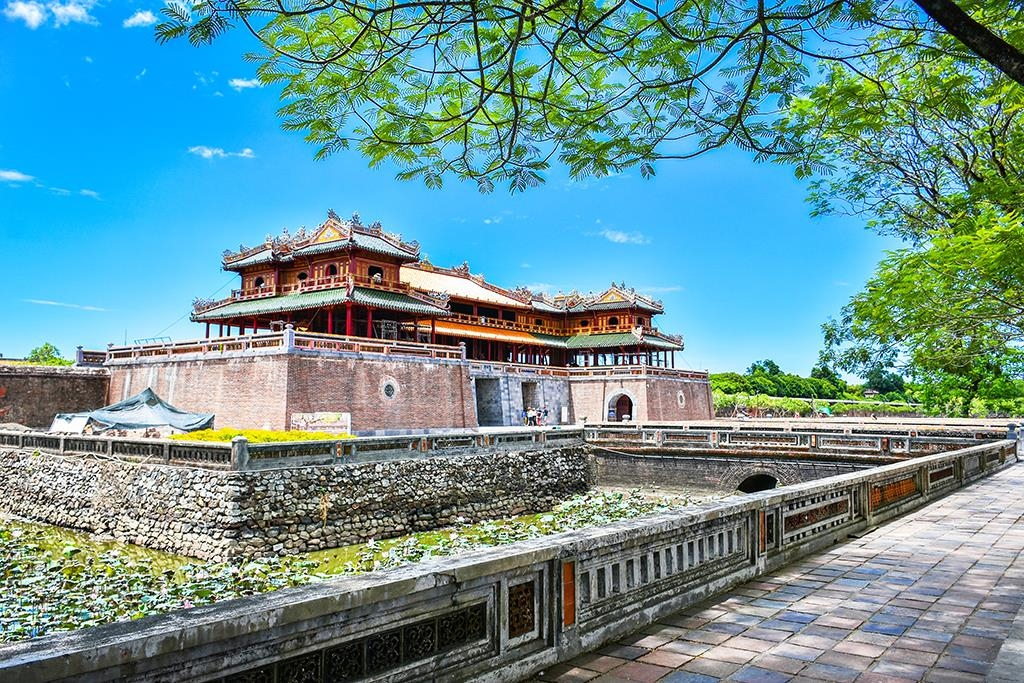 Huế đầy mộng mơ và cổ kính