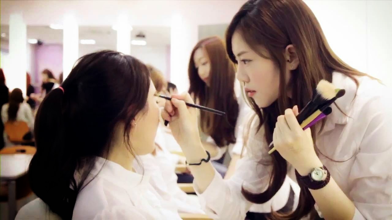 Địa chỉ dạy make up chuyên nghiệp