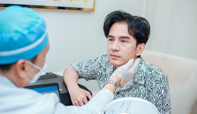 căng chỉ da mặt 1