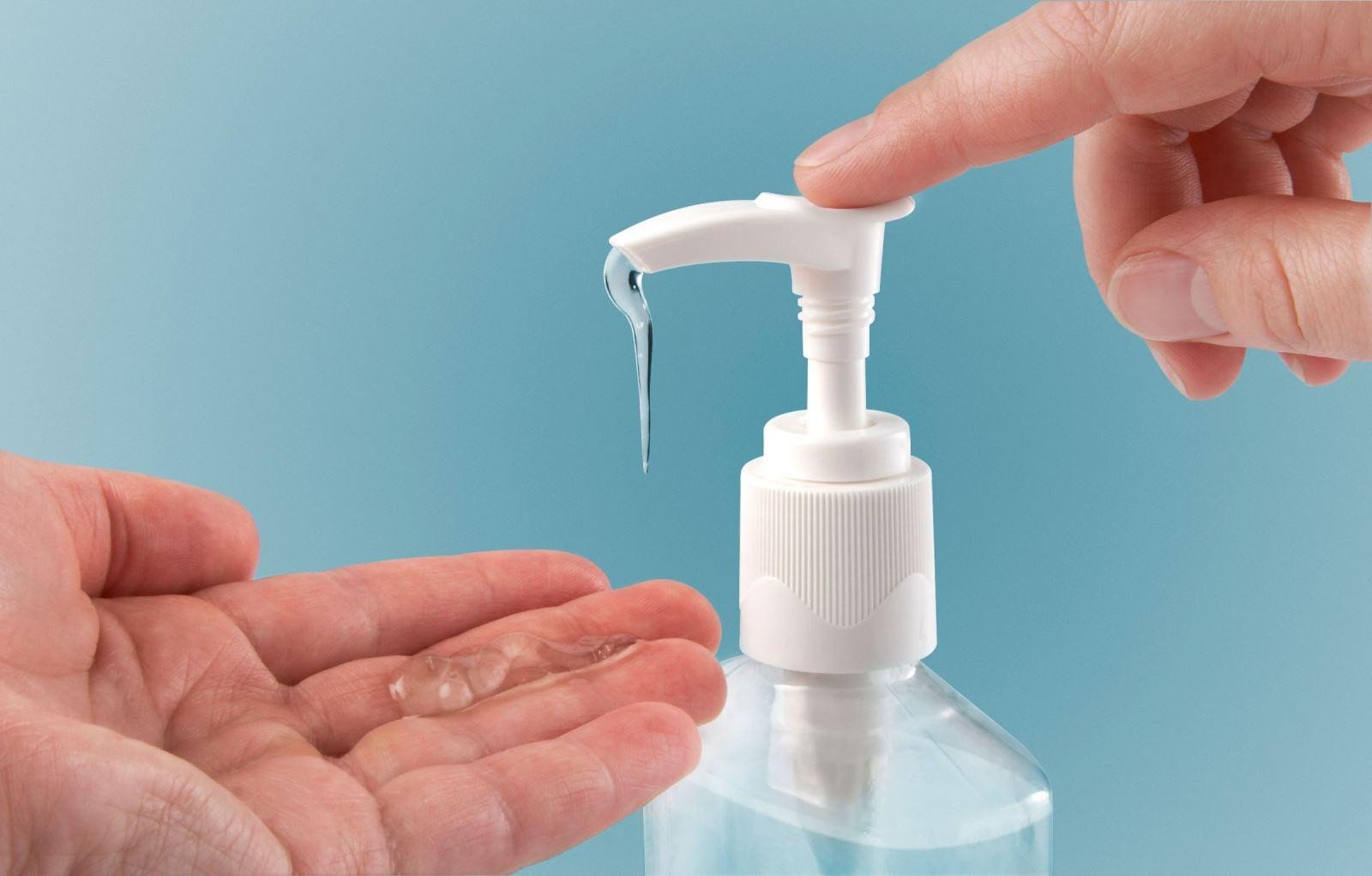 Nước rửa tay khô có tác dụng diệt khuẩn thế nào? | Vinmec