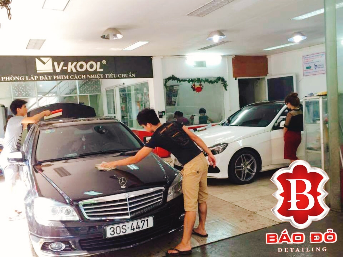 Trung tâm chăm sóc xe hơi Hà Nội 6