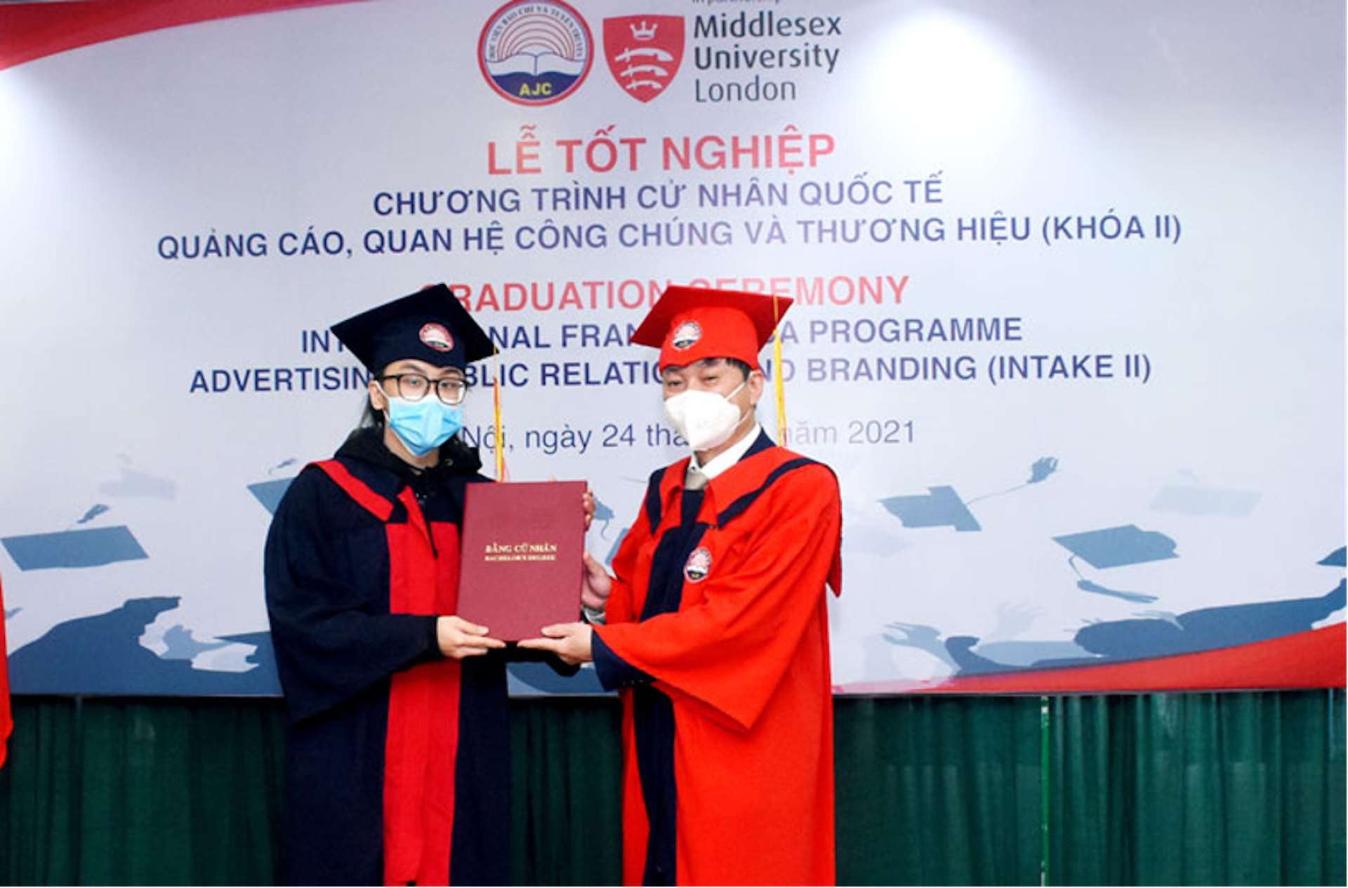 Bằng cử nhân là gì 2