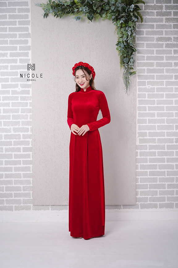 Áo dài cưới lụa thướt tha, yêu kiều