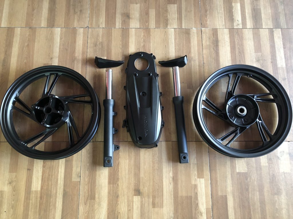 Sơn tĩnh điện xe máy tại TPHCM 1