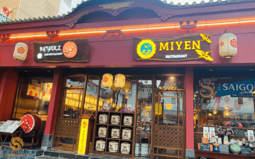 Nhà hàng Quận 1 - 12