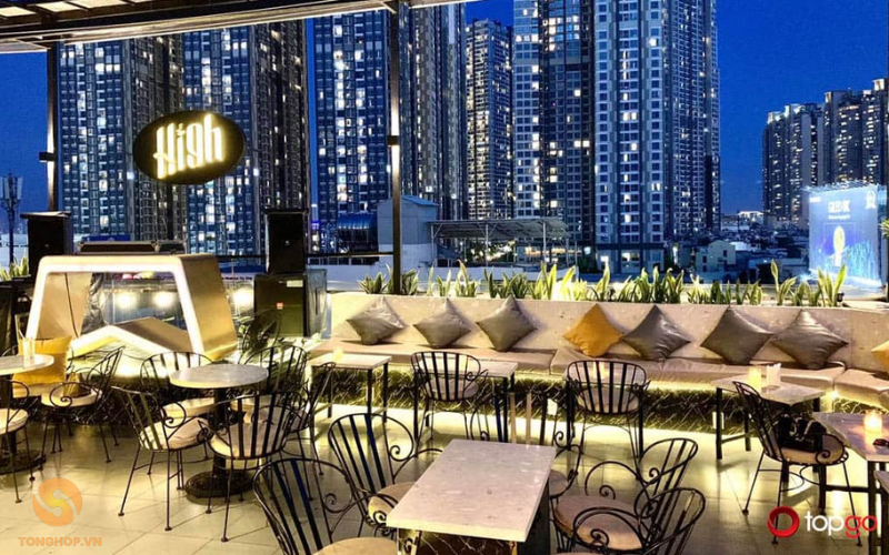 Quán bia trên sân thượng Bình Thạnh 7