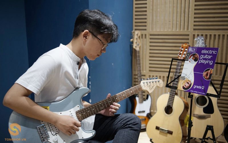 Trung tâm dạy đàn guitar tại TP.HCM 3