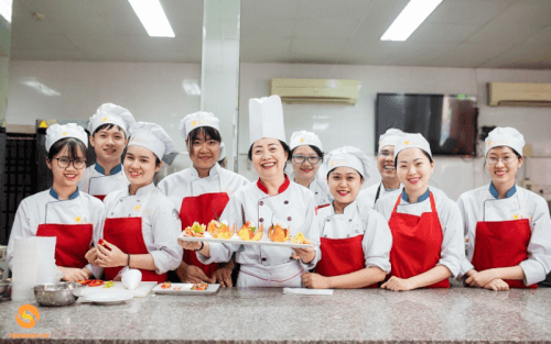 Các trường đại học đào tạo đầu bếp tại TP.HCM - Tonghop.vn (8) 