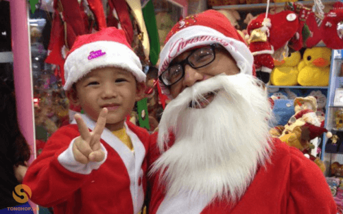 Dịch vụ ông già noel tặng quà tại TP.HCM - Tonghop.vn (1)