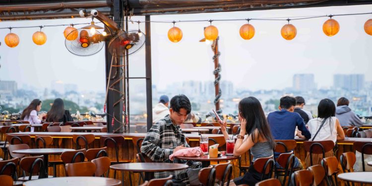 Hẹn Rooftop