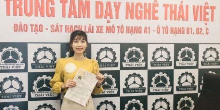 học phí thi bằng lái xe