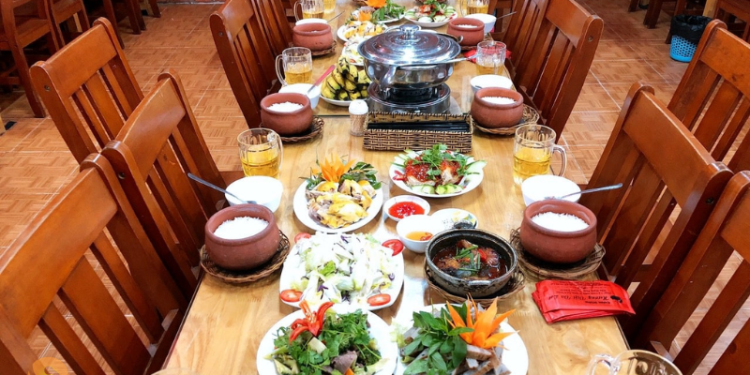 Quán hải sản Bình Thạnh
