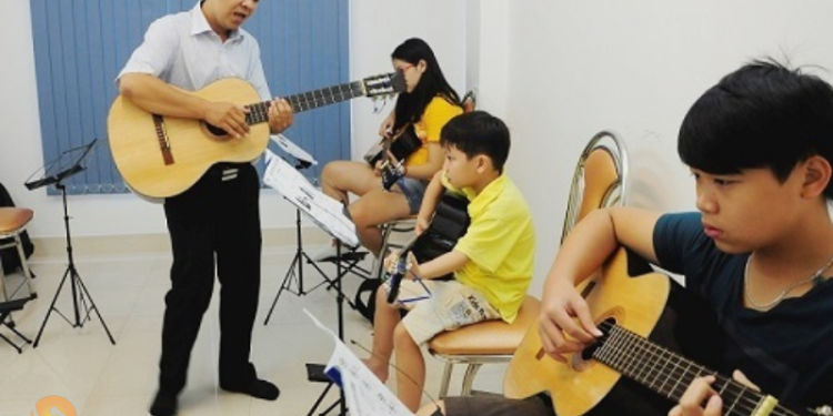 Trung tâm dạy đàn guitar tại TP.HCM 7