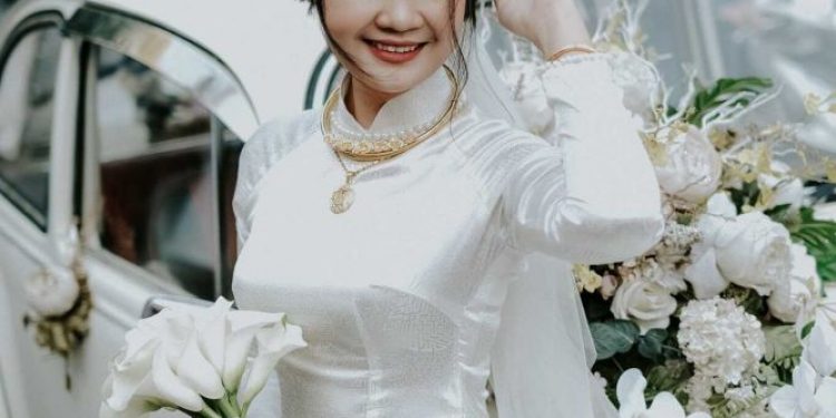Áo Dài Cưới đơn Giản 1