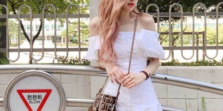 cover-blackpink-rose-instagram-story-21-august-2018-roses-are-rosie