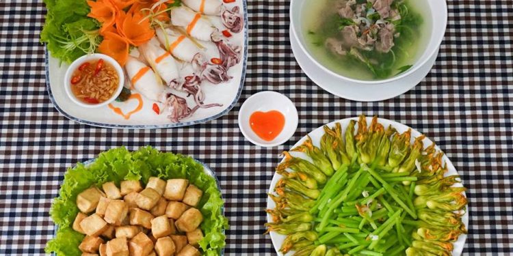 cách trình bày món ăn đẹp mắt