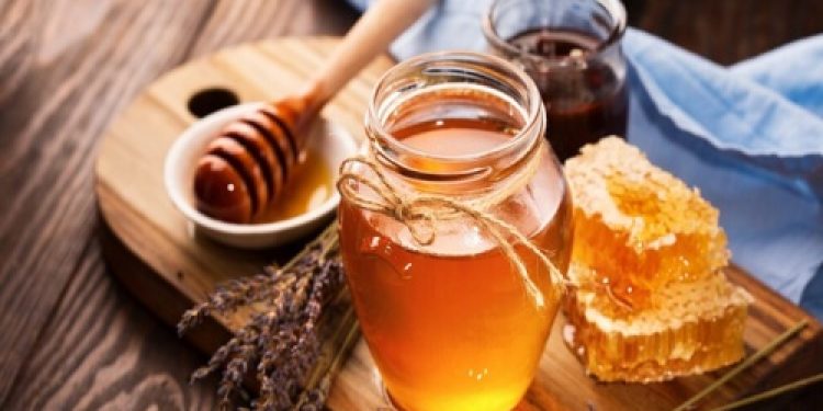 Nhiều người vẫn nghĩ mật ong có vị ngọt nên thường lo sợ mật ong sẽ gây nóng