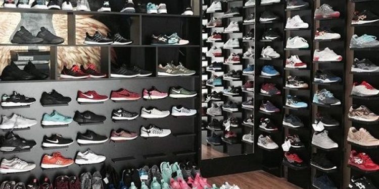 giày sneaker nam tphcm