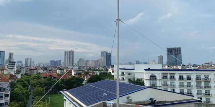 Ảnh Có Chứa Ngoài Trời, Bầu Trời, Thành Phố, Ngày Mô Tả được Tạo Tự động