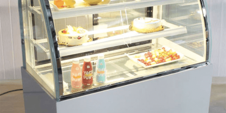 Mua tủ trưng bày bánh kem chất lượng ở đâu?