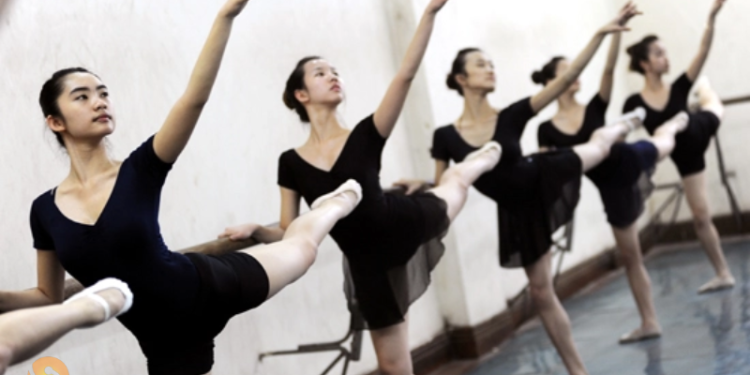 lớp học múa Ballet cho người lớn tại TP.HCM