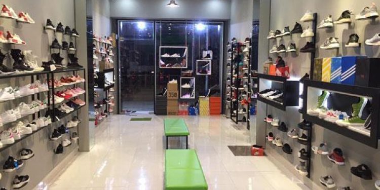 shop giày đường Quang Trung