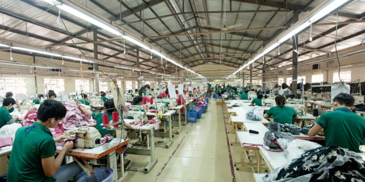 Xưởng May Gia Công Số Lượng ít Tại Tphcm