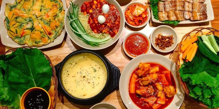 địa điểm ăn vặt tại quận 10
